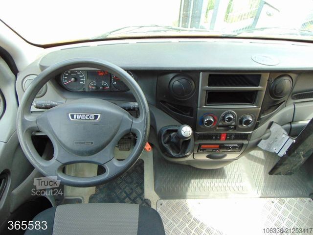 Transporter mit Koffer IVECO DAILY 50 C 15 Postkoffer REGALSYSTEM KAMERA