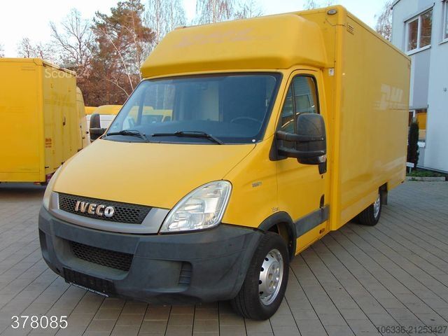 Transporter mit Koffer IVECO Daily 35 S 11 A / P Maxi Postkoffer REGALSYSTEM