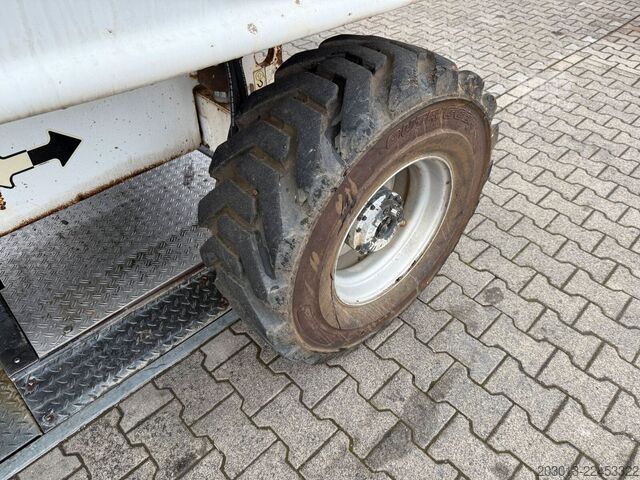 Pracovná plošina JLG 460SJ Hubarbeitsbühne 7,7 Tonnen *3.826 BTH