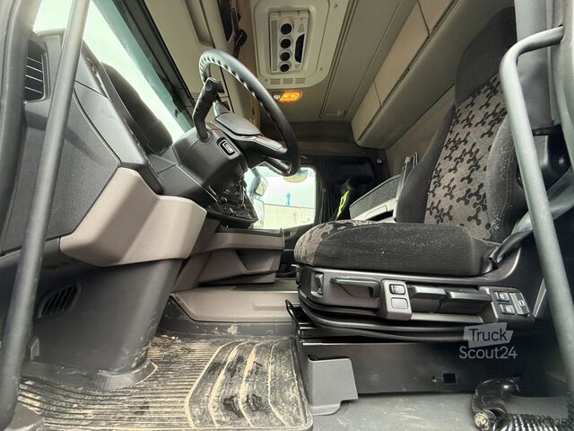 Autocarro con cassone fisso SCANIA R500 6x4 Pritsche mit Kran Palfinger PK53002 SH