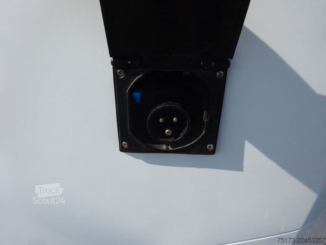Bobil FORD Nugget 185PS Autm. Aufstelldach Markise AHK Navi