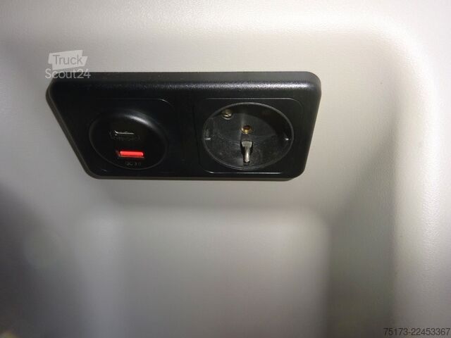 Bobil FORD Nugget 185PS Autm. Markise AHK ACC Kamera