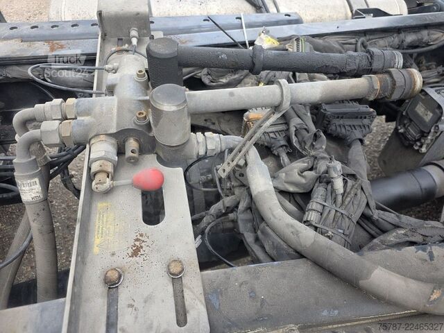 Standard trekkvogn MAN 18.470 TGX XXL Unfall, Retarder, 2 Kreis Hydr.