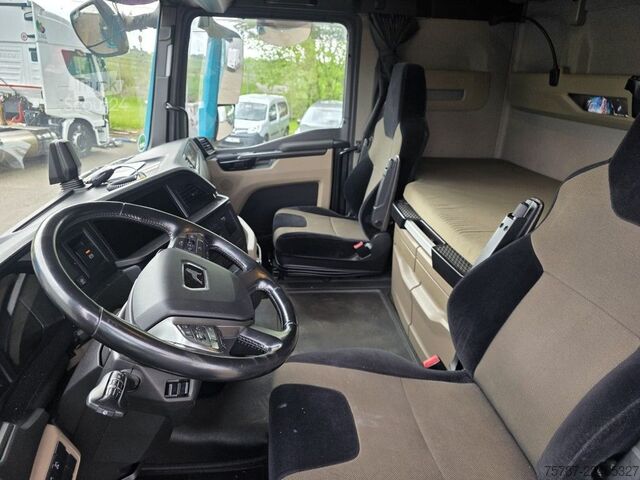 Standard trekkvogn MAN 18.470 TGX XXL Unfall, Retarder, 2 Kreis Hydr.