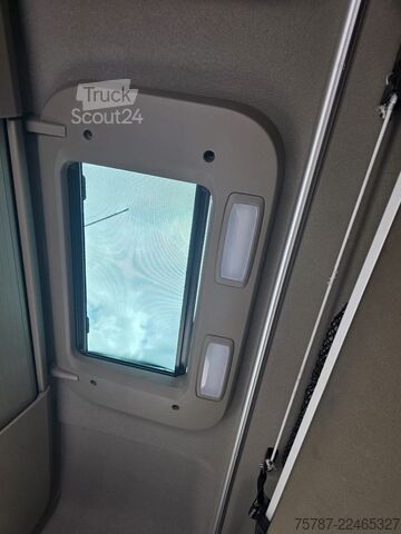 Standard trekkvogn MAN 18.470 TGX XXL Unfall, Retarder, 2 Kreis Hydr.