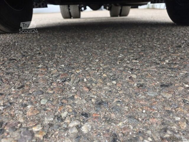 Standard trekkvogn MAN 18.470 TGX XXL Unfall, Retarder, 2 Kreis Hydr.