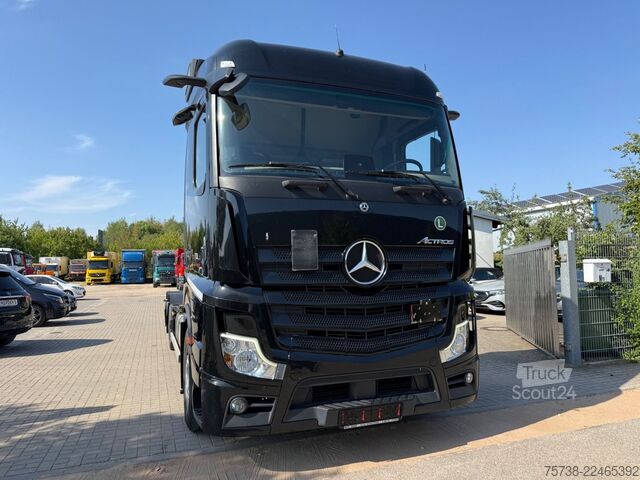 Kamion z zamenljivo nadgradnjo MERCEDES-BENZ Actros 2553 BDF/ÖLRETARDER/StreamSpace/LENKACHSE