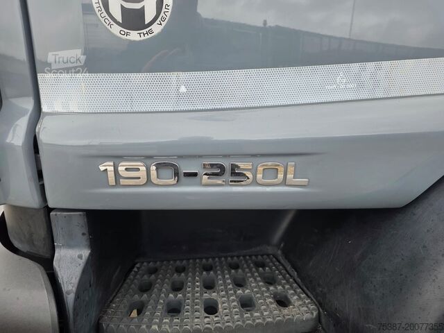 шасси грузовика Iveco 180E25