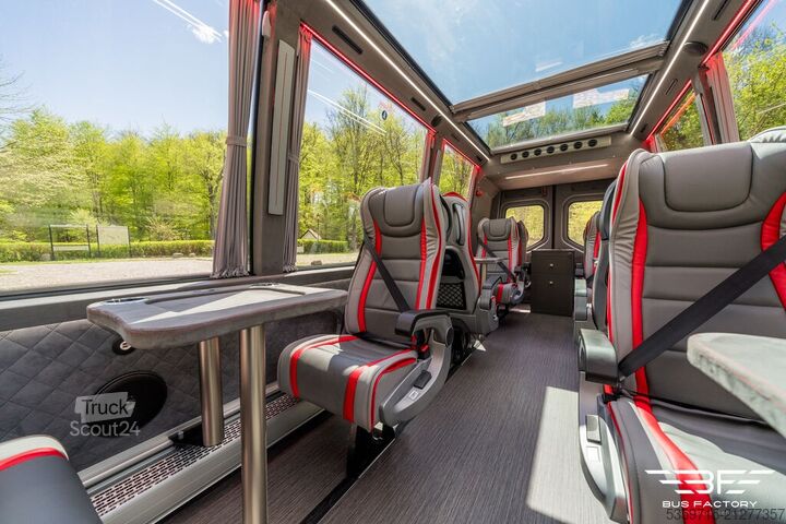 Minibussi Mercedes-Benz Sprinter 519, SKYLITE GT 10+1