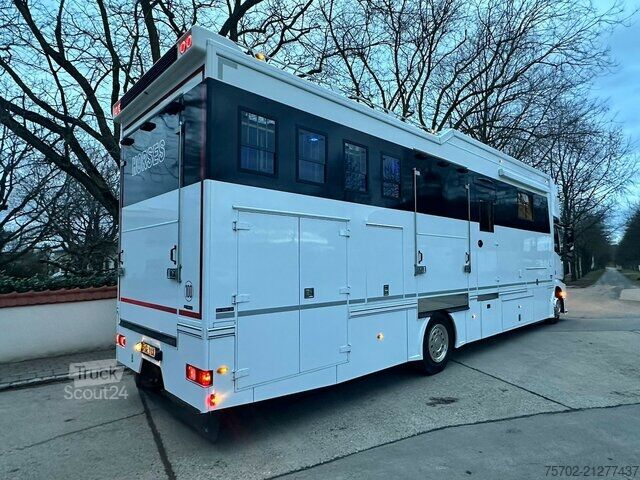 Viehtransporter LKW Mercedes-Benz Antos 1835 5-6 Pferde Wohnung Popout