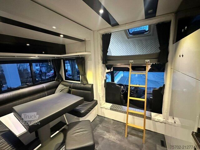 Viehtransporter LKW Mercedes-Benz Antos 1835 5-6 Pferde Wohnung Popout