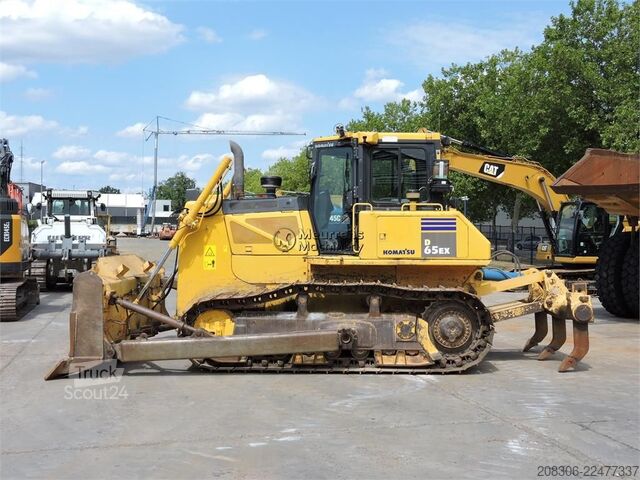 Дорожный каток KOMATSU D65EX-15