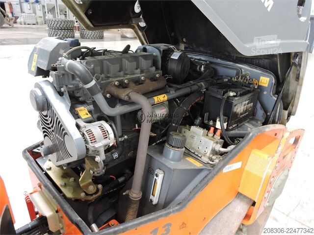 Одновальцовый каток HAMM HD13VV