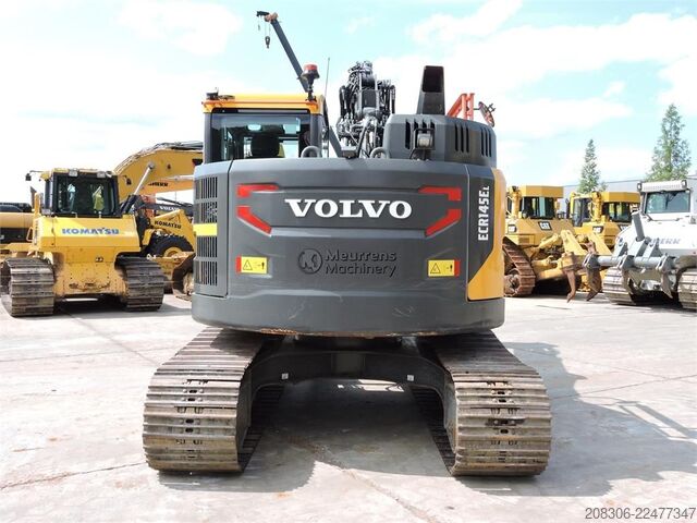 Гусеничный экскаватор VOLVO ECR145