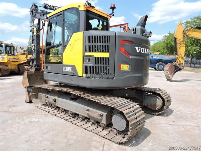 Гусеничный экскаватор VOLVO ECR145