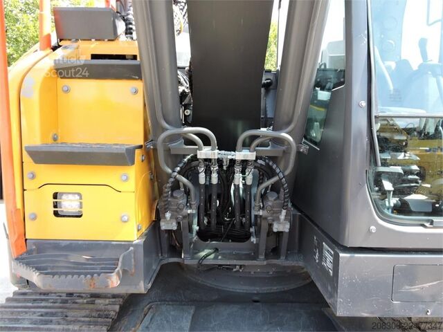 Гусеничный экскаватор VOLVO ECR145