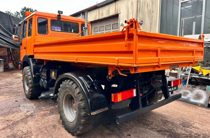 Camion basculante trilateral MAN 10,174  Allradkipper