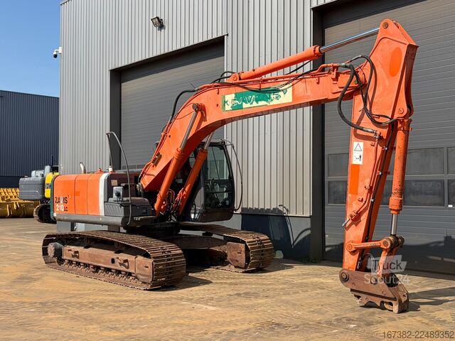 Tela-alustainen kaivinkone Hitachi ZX210LC-3