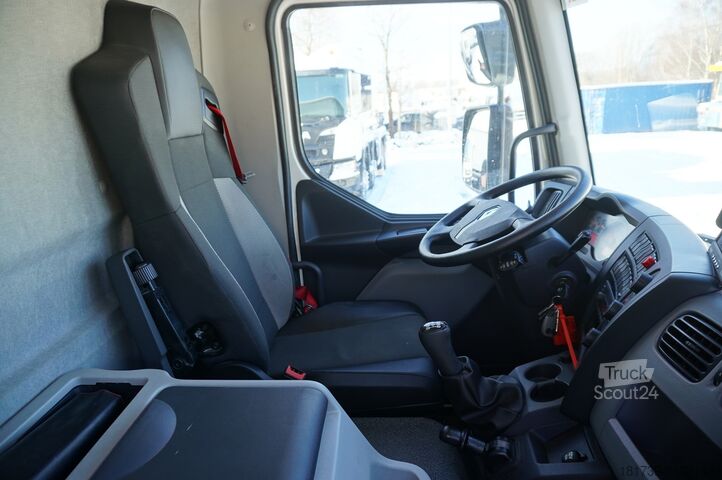 Chłodnia Bitemperatura Renault D210 12T / Bitemperature Refrigerator