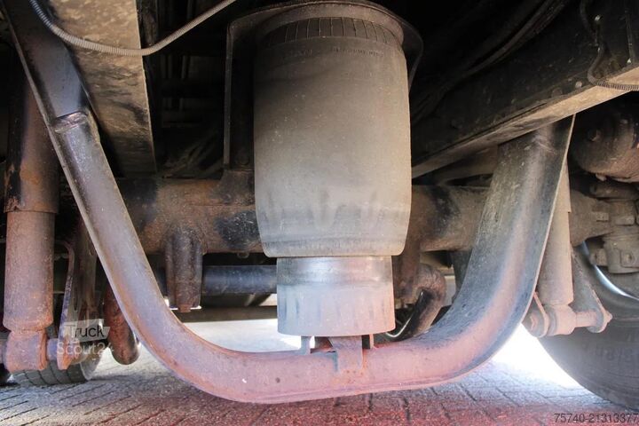 Kraanwagen MAN TGS 26.440 + HMF 22T/M + remote + 6x2 steering ...