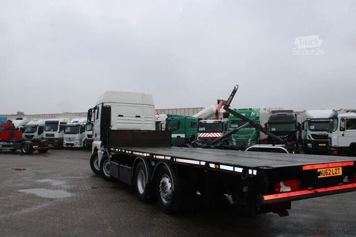 Piattaforma di carico MAN TGX 26.440 + EURO 5 + Right Hand Drive