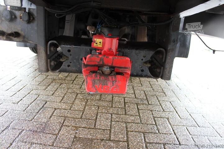 Piattaforma di carico MAN TGX 26.440 + EURO 5 + Right Hand Drive