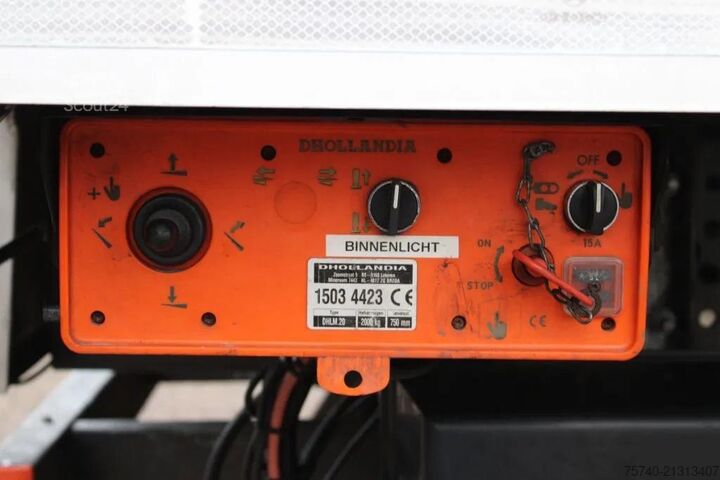 Benne fermée Mercedes-Benz Actros 1927 + EURO 6 + LIFT