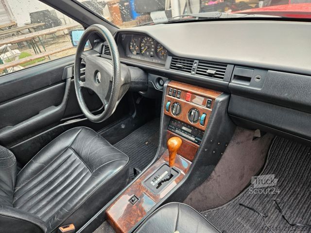 Minibus MERCEDES-BENZ 200 T-Modell LEDER Automatik