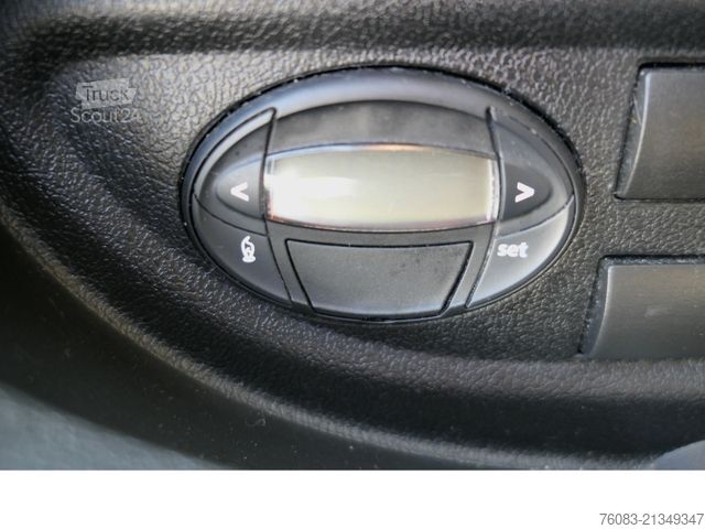 Dubă cu caroserie tip cutie PEUGEOT Boxer 165 Maxi Koffer extrahoch 2,25m Klima