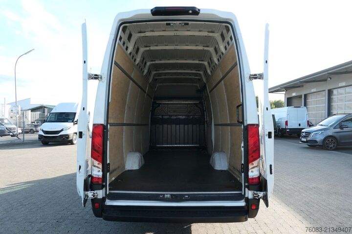 Furgão de teto alto IVECO Daily35-160 Maxi H3 extraHoch2,1m Hi-Matik Klima