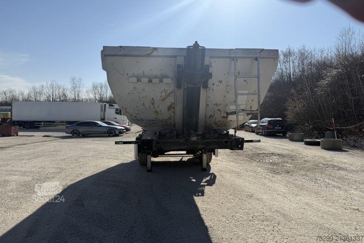 Semiremorcă basculantă  SKM Kipper / Swiss-Vehicle