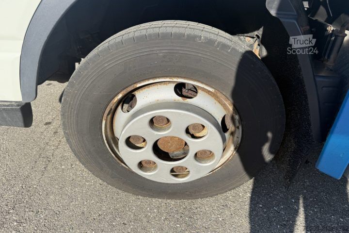 Camion frigorifique Fuso 9C18 Kühlkoffer / HB / Swiss-Vehicle