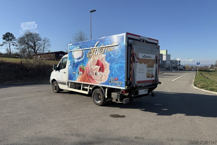 Camión frigorífico Mercedes-Benz 516 CDI Kühlkoffer/HB / Swiss-Vehicle