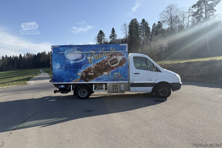 Camión frigorífico Mercedes-Benz 516 CDI Kühlkoffer/HB / Swiss-Vehicle