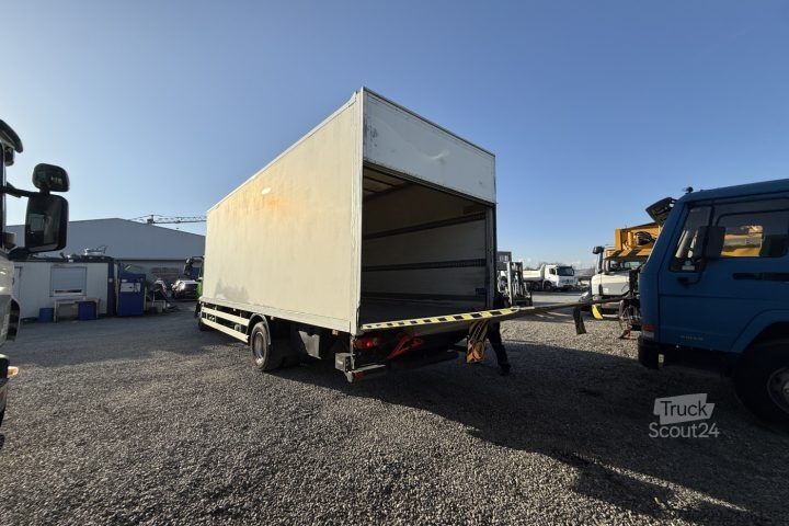 Skříňový nákladní automobil Volvo FLL-290 4x2R Getriebeschaden / Swiss-Vehicle