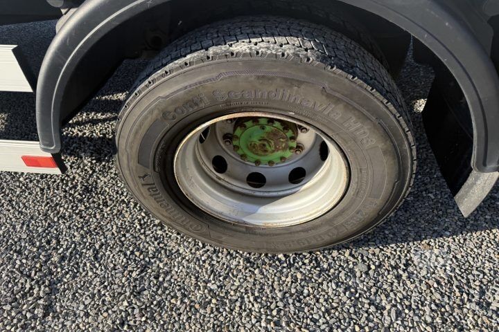 Skříňový nákladní automobil Volvo FLL-290 4x2R Getriebeschaden / Swiss-Vehicle