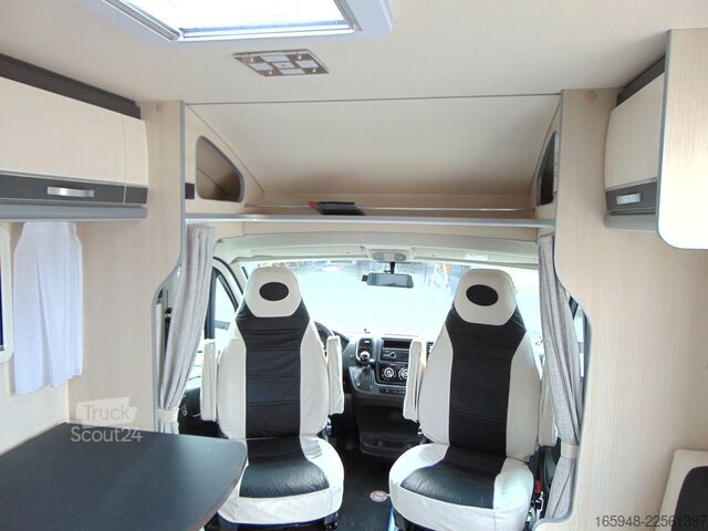Halvintegrerad husbil ACROSS 689 CDH Rollstuhllift -barrierefrei AUTOMATIK