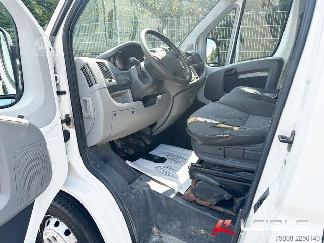 Pick-up van PEUGEOT Boxer 250D *Pritsche*DoKa*179Tkm*AHK