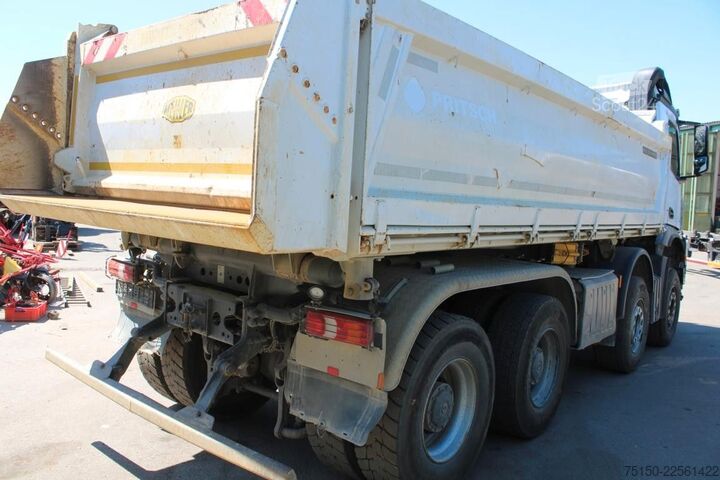 Тристранен самосвал MERCEDES-BENZ 3245 8x4 BB BORDMATIK UNFALL Nr.: 631
