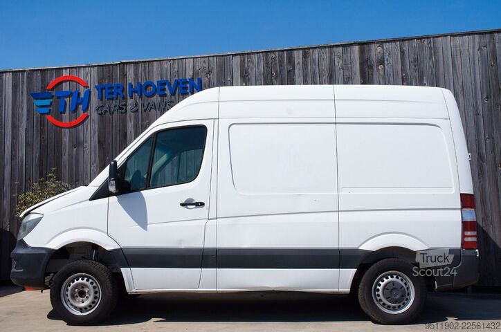 Kastenwagen hoch MERCEDES-BENZ Sprinter 211 CDi L1H2 diebstahlschaden!