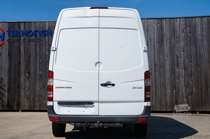 Kastenwagen hoch MERCEDES-BENZ Sprinter 211 CDi L1H2 diebstahlschaden!