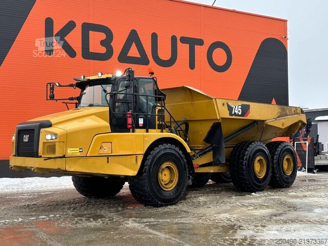 Dumper Caterpillar 745 6x6 FIRST REG 11.2020 / AC / BOX L=5762 mm