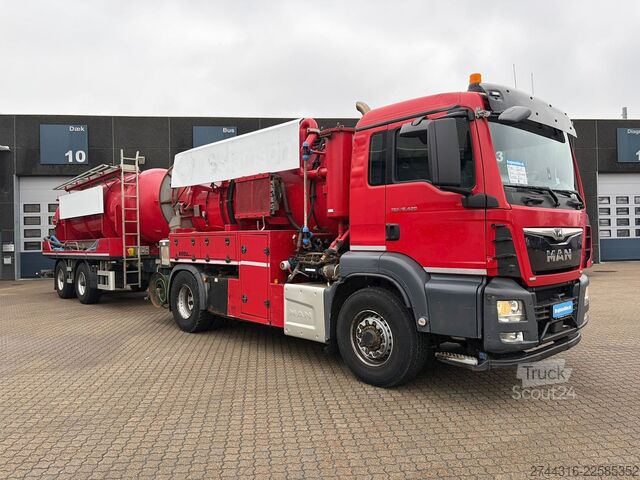 Autocisterna a vuoto MAN TGS 18.420 4X4H
