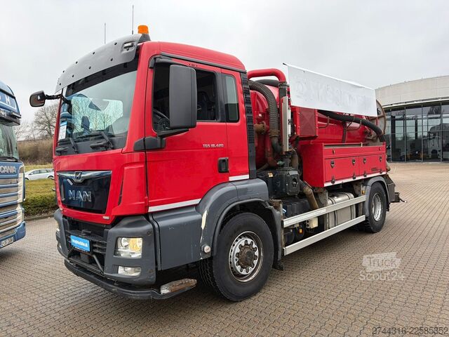 Autocisterna a vuoto MAN TGS 18.420 4X4H