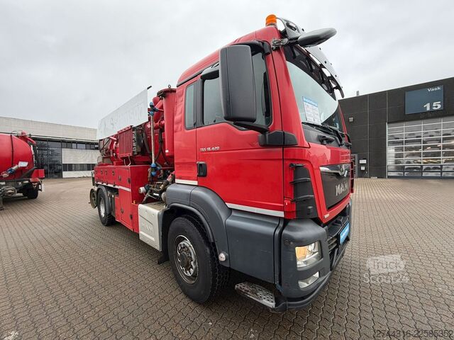 Autocisterna a vuoto MAN TGS 18.420 4X4H