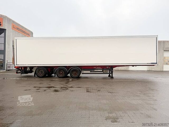 Hűtött/fagyasztott szállítás Kel-Berg Refrigerated trailer / Kühlauflieger / Køletrailer