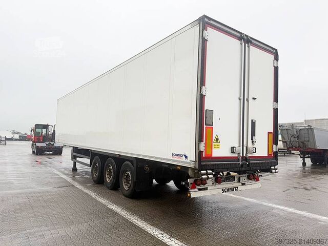 Pārvadājumi saldētavā/saldētavā Schmitz Refrigerated trailer / Kühlauflieger / Køletrailer