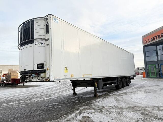 Pārvadājumi saldētavā/saldētavā Schmitz Refrigerated trailer / Kühlauflieger / Køletrailer