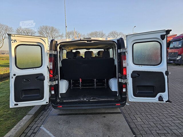 Personenbeförderung OPEL VIVARO 1.6 L1 Combi 9p Airco
