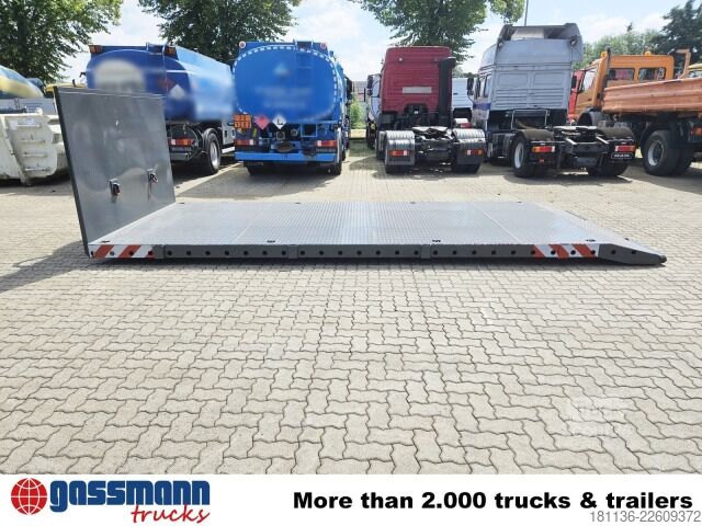 Abrollcontainer  Abrollplattform 6.000mm, mit abnehmbaren Rungen